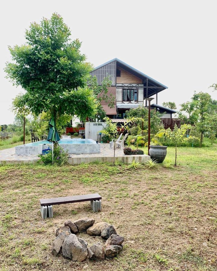 Rang Robin Farmstay For 4 With Pool Ban Wang Muang Bagian luar foto